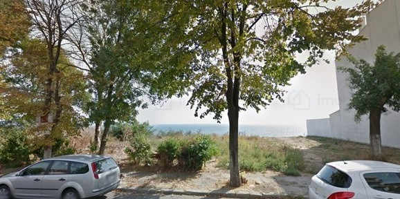 Ultracentral, pozitie unicat, deschidere la plaja, 2.753 mp.