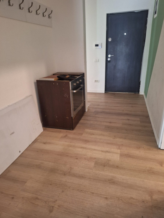 Tomis Nord, spatiu ideal BIROURI, 300 mp., curte, 2 locuri parcare