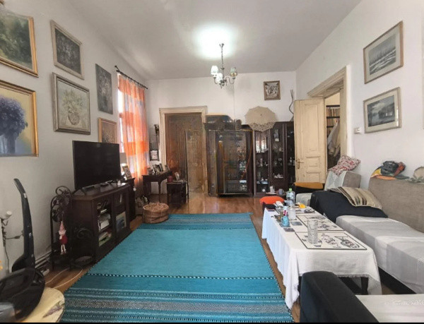 Ultracentral - Primarie,  vila istorica, ideal BIROURI/SPATIU COMERCIAL, 540 mp.