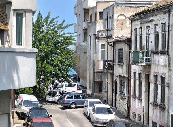 Ultracentral - Primarie,  vila istorica, ideal BIROURI/SPATIU COMERCIAL, 540 mp.