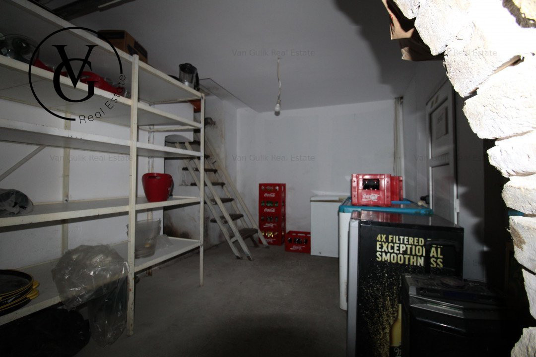 Ultracentral - Primarie,  vila istorica, ideal BIROURI/SPATIU COMERCIAL, 540 mp.
