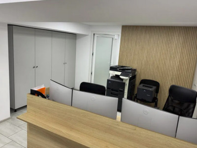 Ultracentral, spatiu comercial, IDEAL BIROURI, amenajat, mobilat