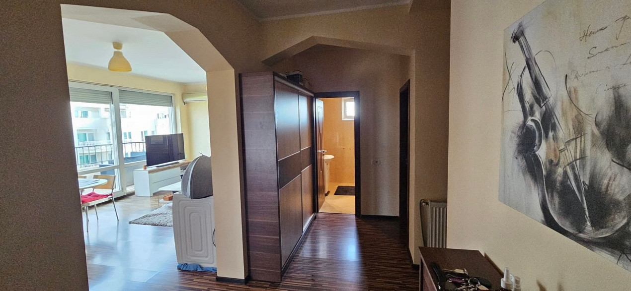 Mamaia Nord, 4 camere, 96 mp. , la 200 m. de plaja