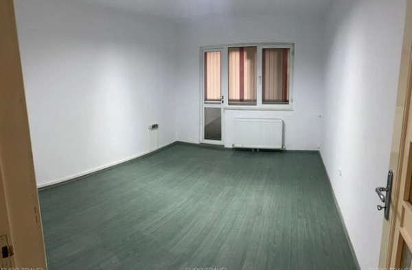 Dacia - Tomis III, spatiu IDEAL BIROURI, 90mp., intrare separata