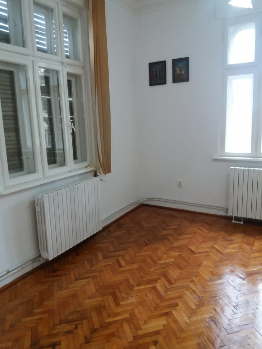 Gara, imobil UNICAT, 5 camere, IDEAL SEDIU/BIROURI