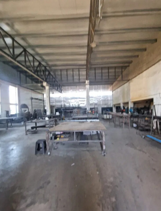 Zona Industriala,  hala noua depozitare/ productie/ showroom, 1.400 mp.