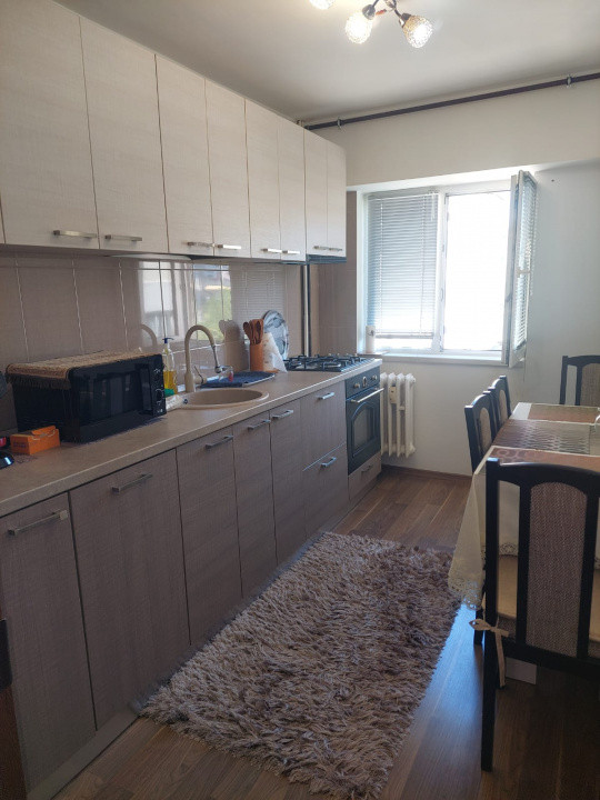 Tomis Nord, apartament 2 camere decomandate, mobilat/utilat