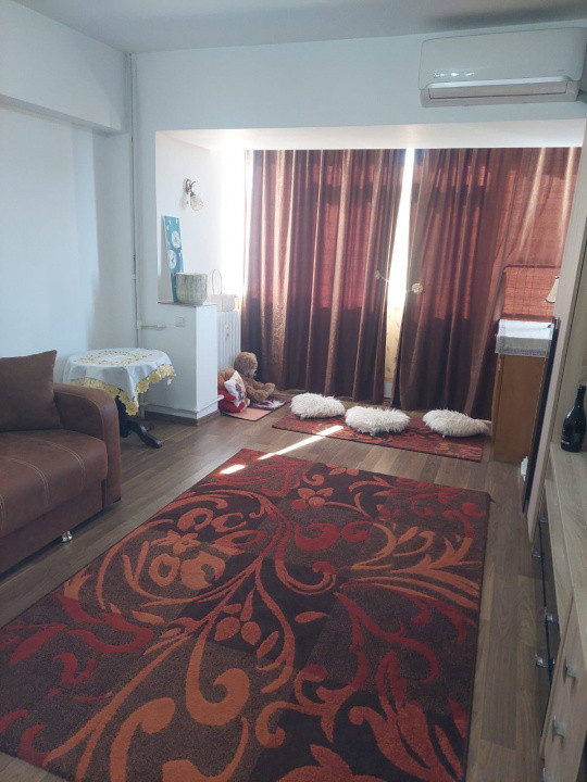 Tomis Nord, apartament 2 camere decomandate, mobilat/utilat