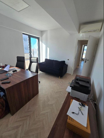 Tomis Nord - Campus , spatiu BIROURI, 225 mp.