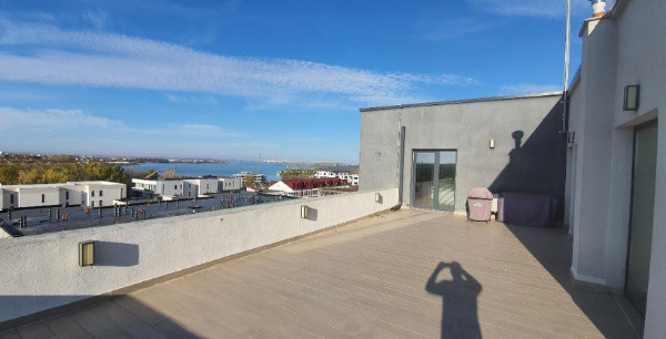 Tomis Nord - Campus , spatiu BIROURI, 225 mp.