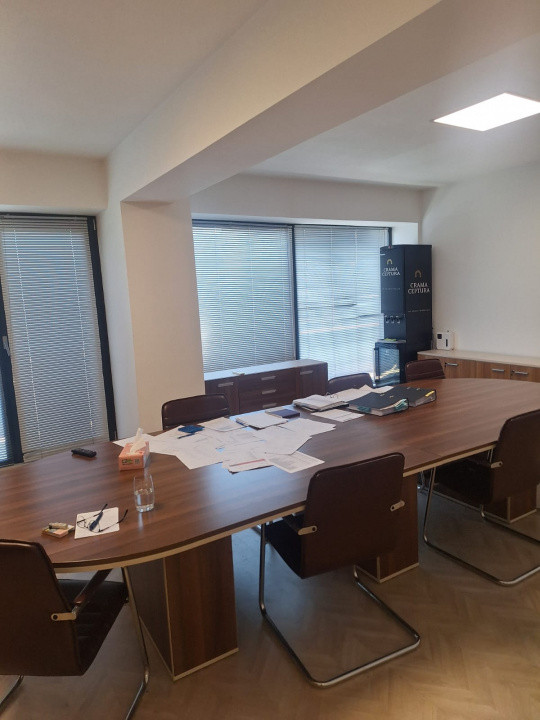 Tomis Nord, spatiu BIROURI, 225 mp., 2 locuri parcare proprii