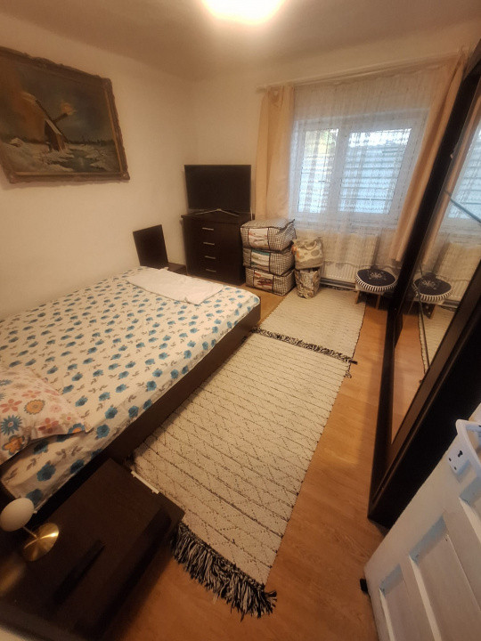 Viile Noi, casa 3 camere, libera