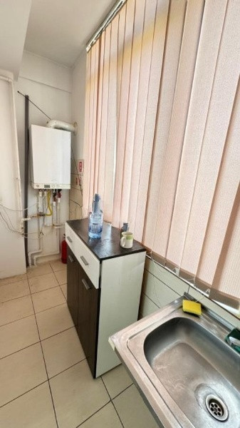 Bd. Mamaia, spatiu birouri, 113 mp., renovat, PARTIAL UTILITATI INCLUSE