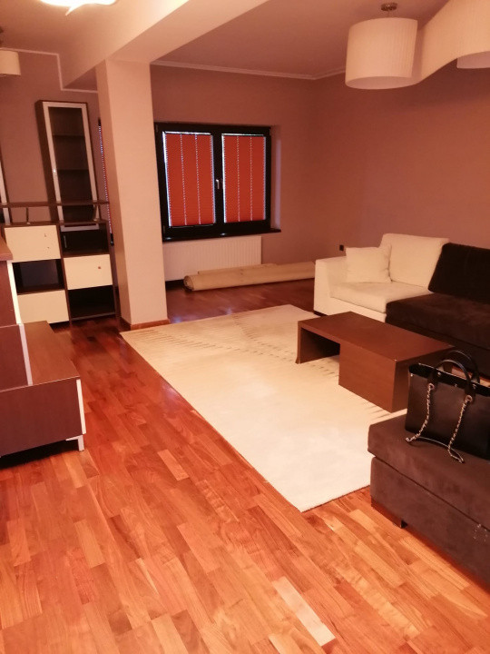 Ovidiu Vile ( Sud), vila P+1, 5 camere