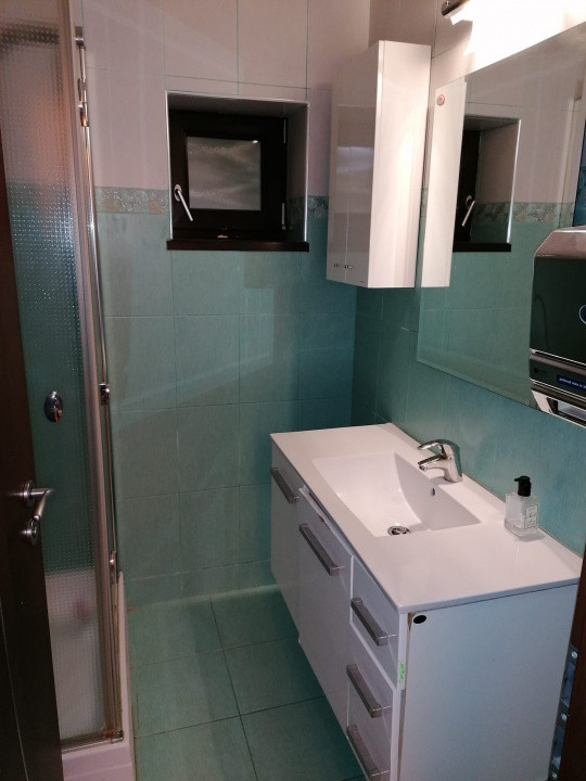 Ovidiu Vile ( Sud), vila P+1, 5 camere