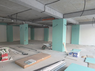 Campus, spatiu comercial 335 mp., 3 cai de acces
