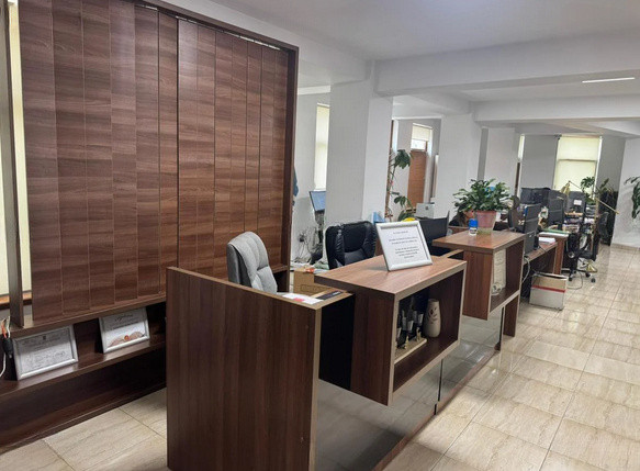 Peninsula - Piata Ovidiu, spatiu ideal birouri, 150 mp.