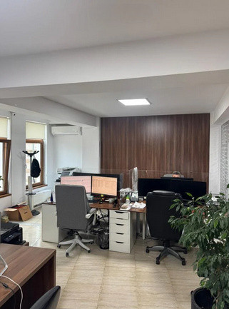 Peninsula - Piata Ovidiu, spatiu ideal birouri, 150 mp.