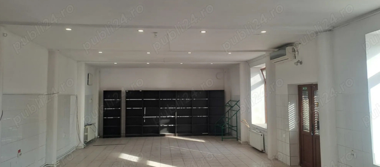 Medeea, spatiu comercial 150 mp.