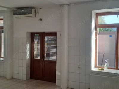 Medeea, spatiu comercial 150 mp.