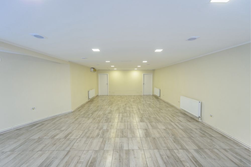 Trocadero, spatiu comercial 100 mp., trafic intens