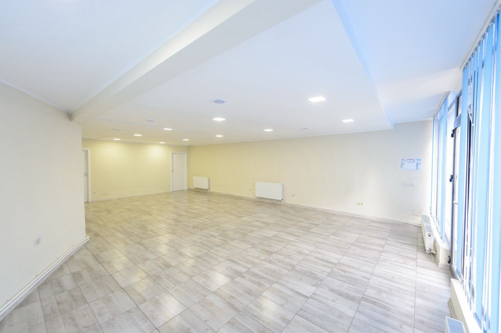 Trocadero, spatiu comercial 100 mp., trafic intens