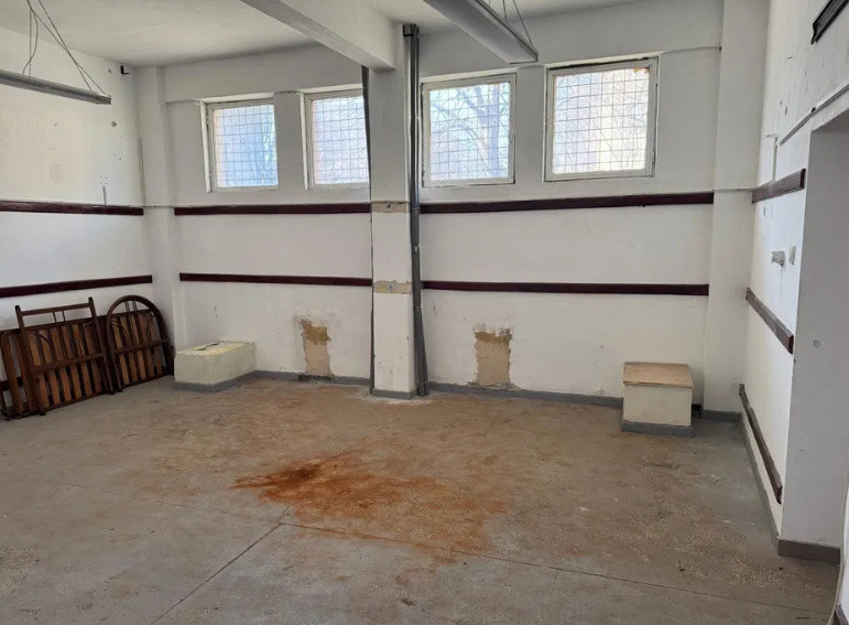 Poarta 6, spatiu comercial, 130 mp.