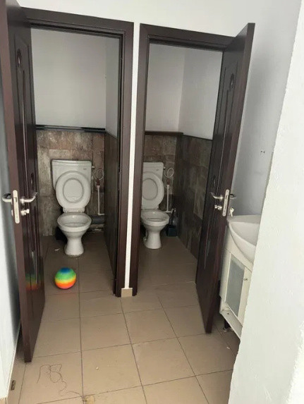 Poarta 6, spatiu comercial, 130 mp.