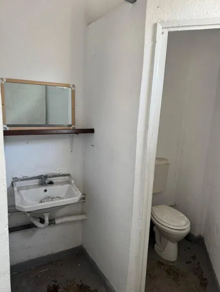 Poarta 6, spatiu comercial, 130 mp.