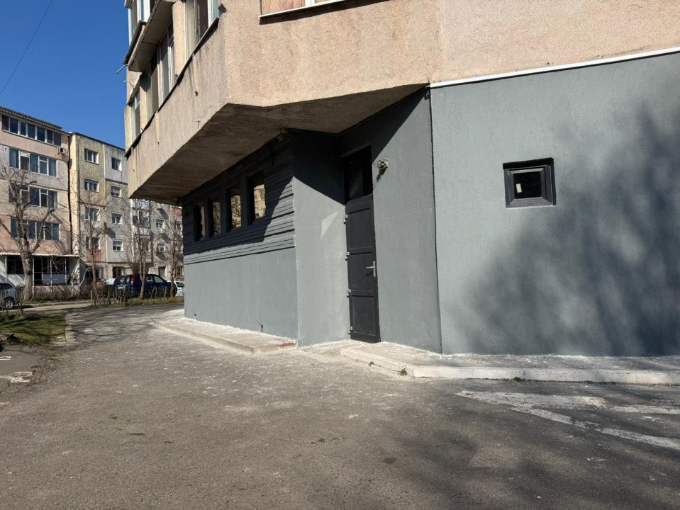 Poarta 6, spatiu comercial, 130 mp.