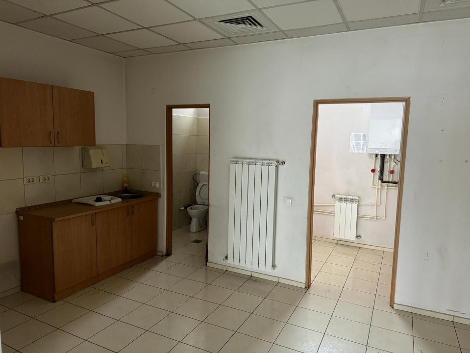 Poarta 6, spatiu comercial, 130 mp.
