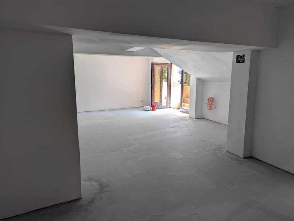 Bd. Mamaia, spatiu comercial , IDEAL BIROURI/CABINETE, 130mp.