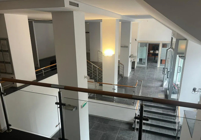 Tomis II, spatiu comercial , 602 mp.