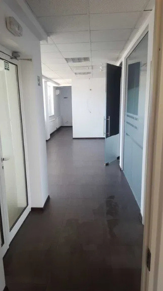 Ultracentral, imobil P+3 cu destinatie comerciala, 460 mp.