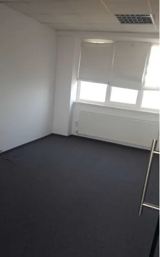 Ultracentral, imobil P+3 cu destinatie comerciala, 460 mp.