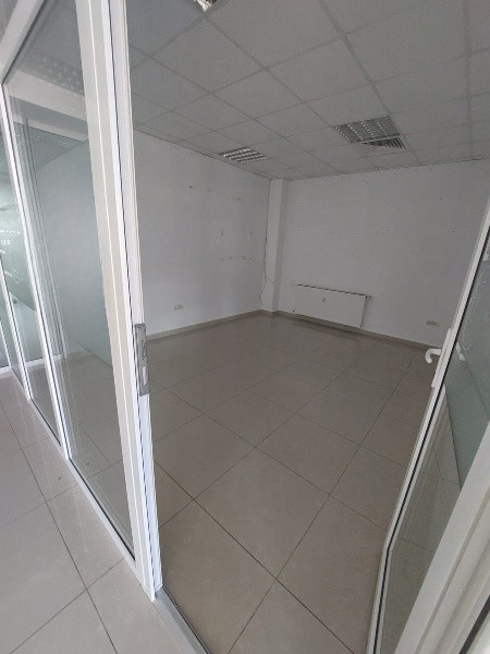 Delfinariu-bd. Mamaia, spatiu birouri, 150 mp., (ne)compartimentat
