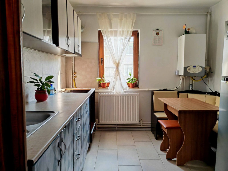 Inel II - Eliberarii, apartament 3 camere, etaj 3, mobilat/utilat