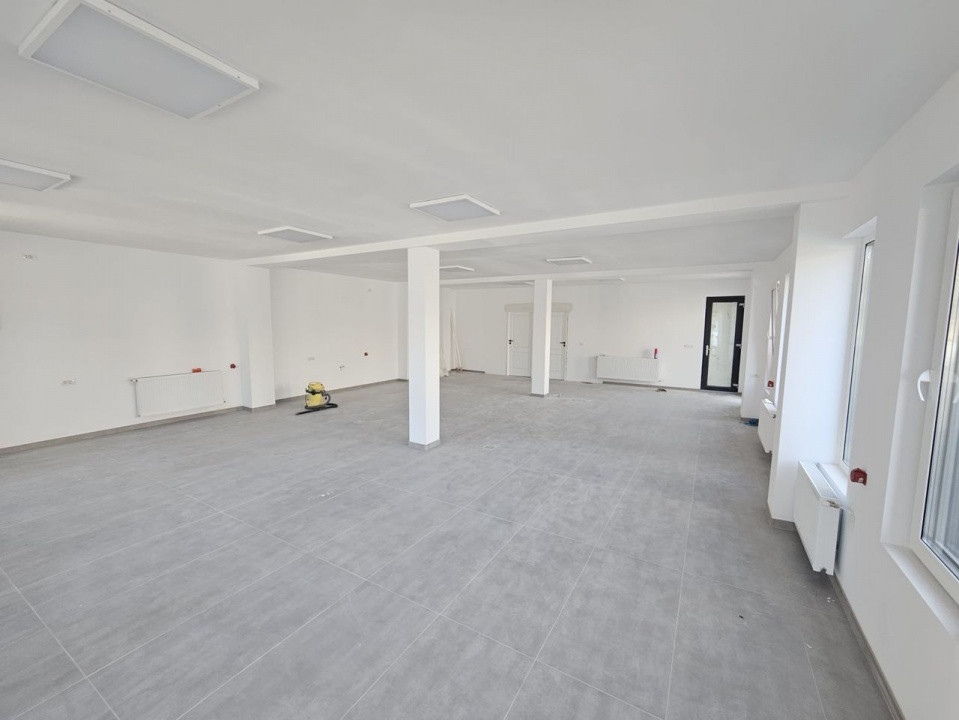 Spatiu comercial, finalizat 2025, P+1, 220 mp.
