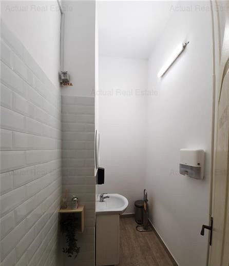 Victoria - Intersectie, spatiu comercial, 112 mp.