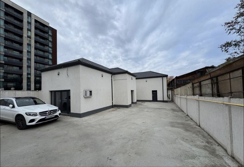 Bd. Mamaia , imobil 160 mp., IDEAL BIROURI, teren 510 mp.