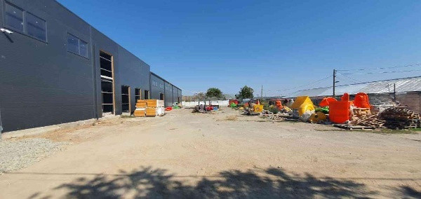 Ovidiu- descarcare A4, hala 1.600 mp.