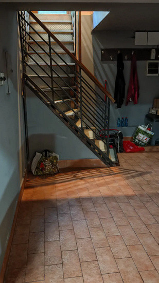 Centru, spatiu 80 mp., demisol, intrare din strada