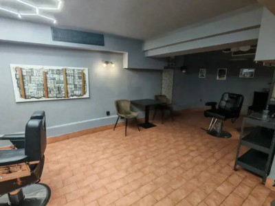 Centru, spatiu 80 mp., demisol, intrare din strada
