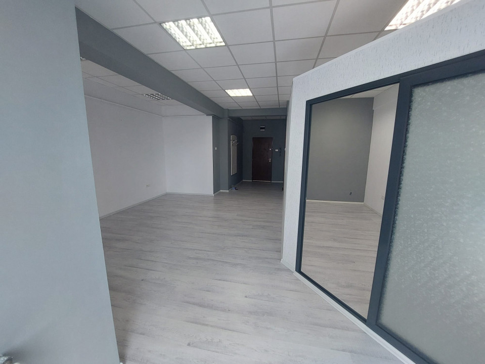 Bd. Mamaia , cladire exclusiva de birouri, suprafata  47 mp