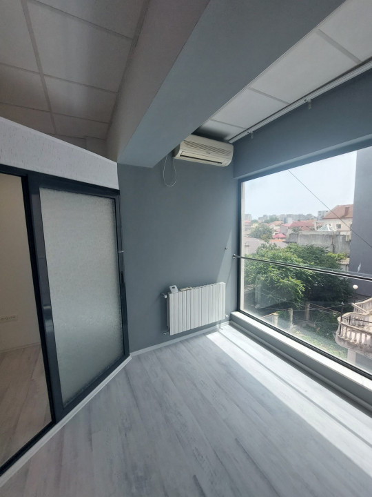 Bd. Mamaia , cladire exclusiva de birouri, suprafata  47 mp