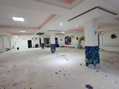  Ultracentral , spațiu comercial , 396 mp.