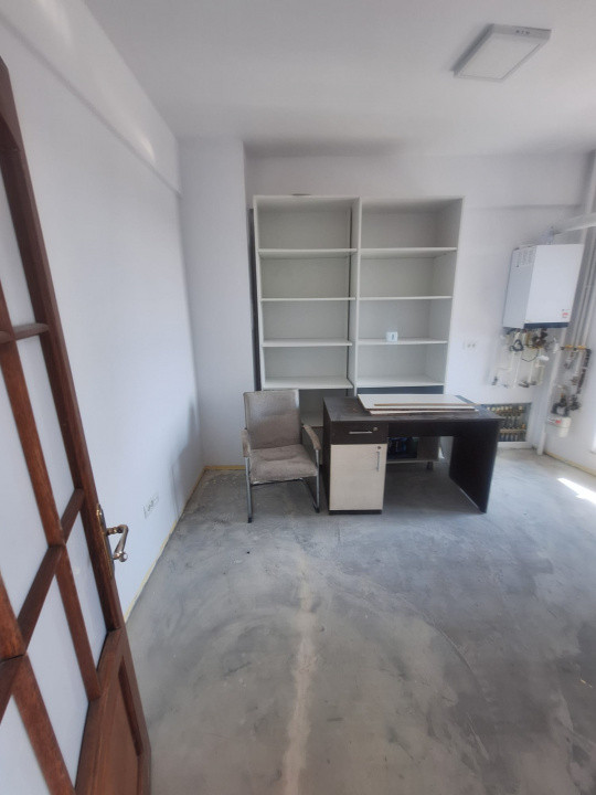 Delfinariu, spatiu IDEAL BIROURI, 125 mp., 3 camere, etaj 1, terasa