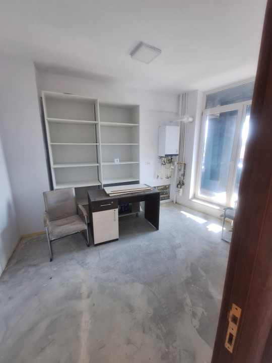 Delfinariu, spatiu IDEAL BIROURI, 125 mp., 3 camere, etaj 1, terasa