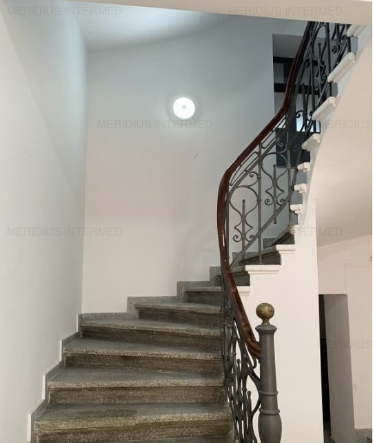 Ultracentral  - Tomis Mall, spatiu birouri, 100 mp.