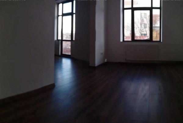 Ultracentral  - Tomis Mall, spatiu birouri, 100 mp.